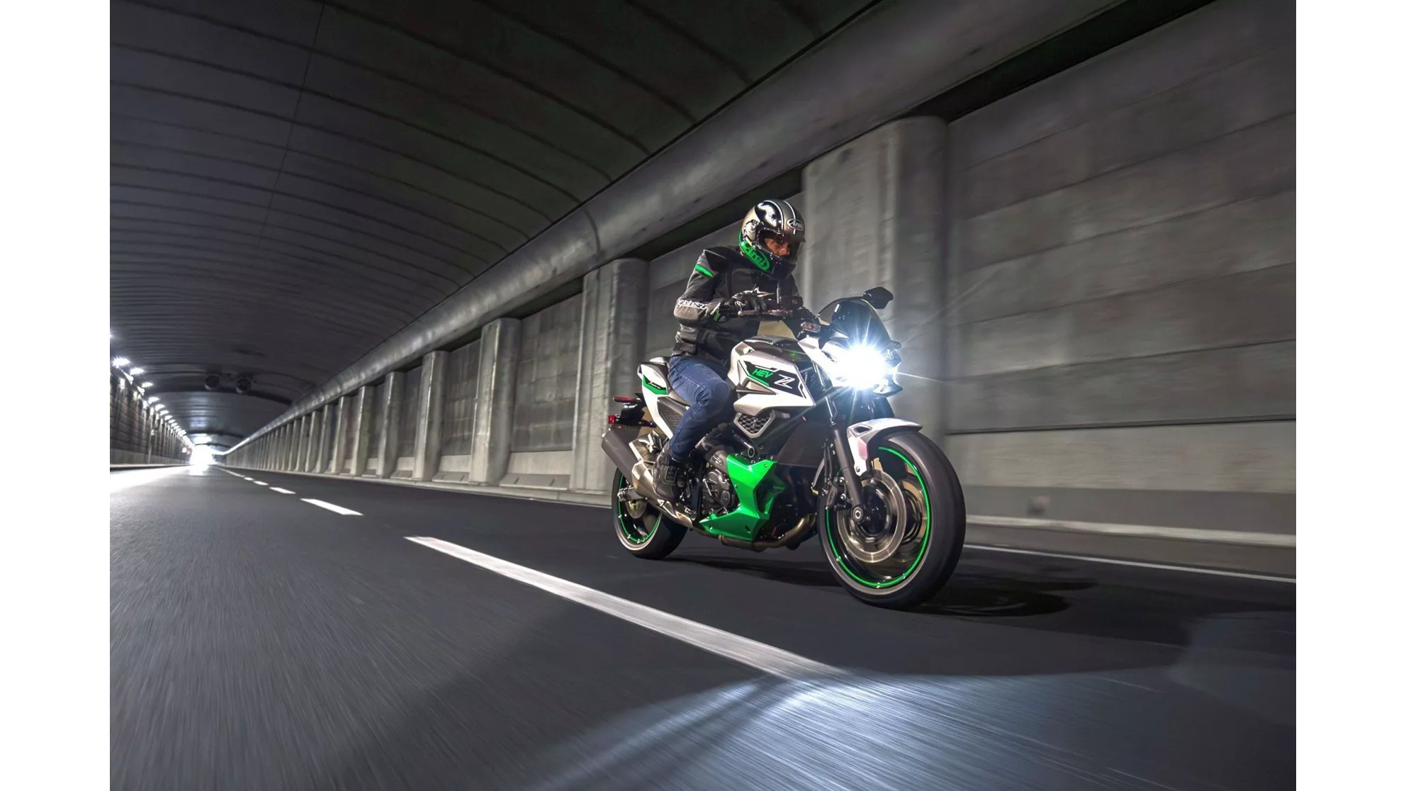 Kawasaki Z7 Hybrid - Kép 1 Kawasaki Z7 Hybrid - Kép 1