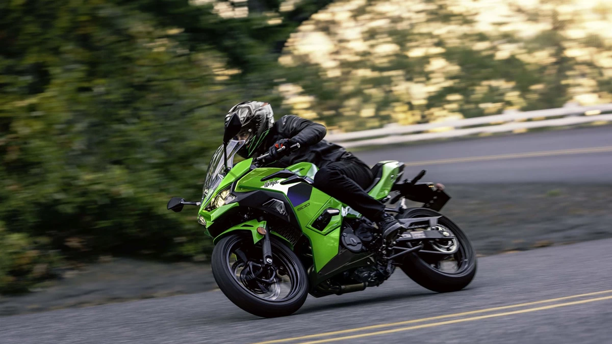 Kawasaki Ninja 500 SE Bild 10: Kawasaki Ninja 500 SE