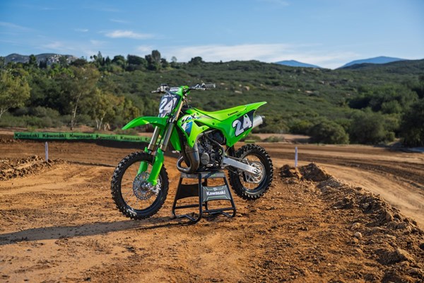 Kawasaki KX 112 () - Bild 2