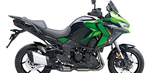 Kawasaki Versys 1100 SE 2026 vs Honda NT1100 2025 Kawasaki Versys 1100 SE 2026 vs Honda NT1100 2025