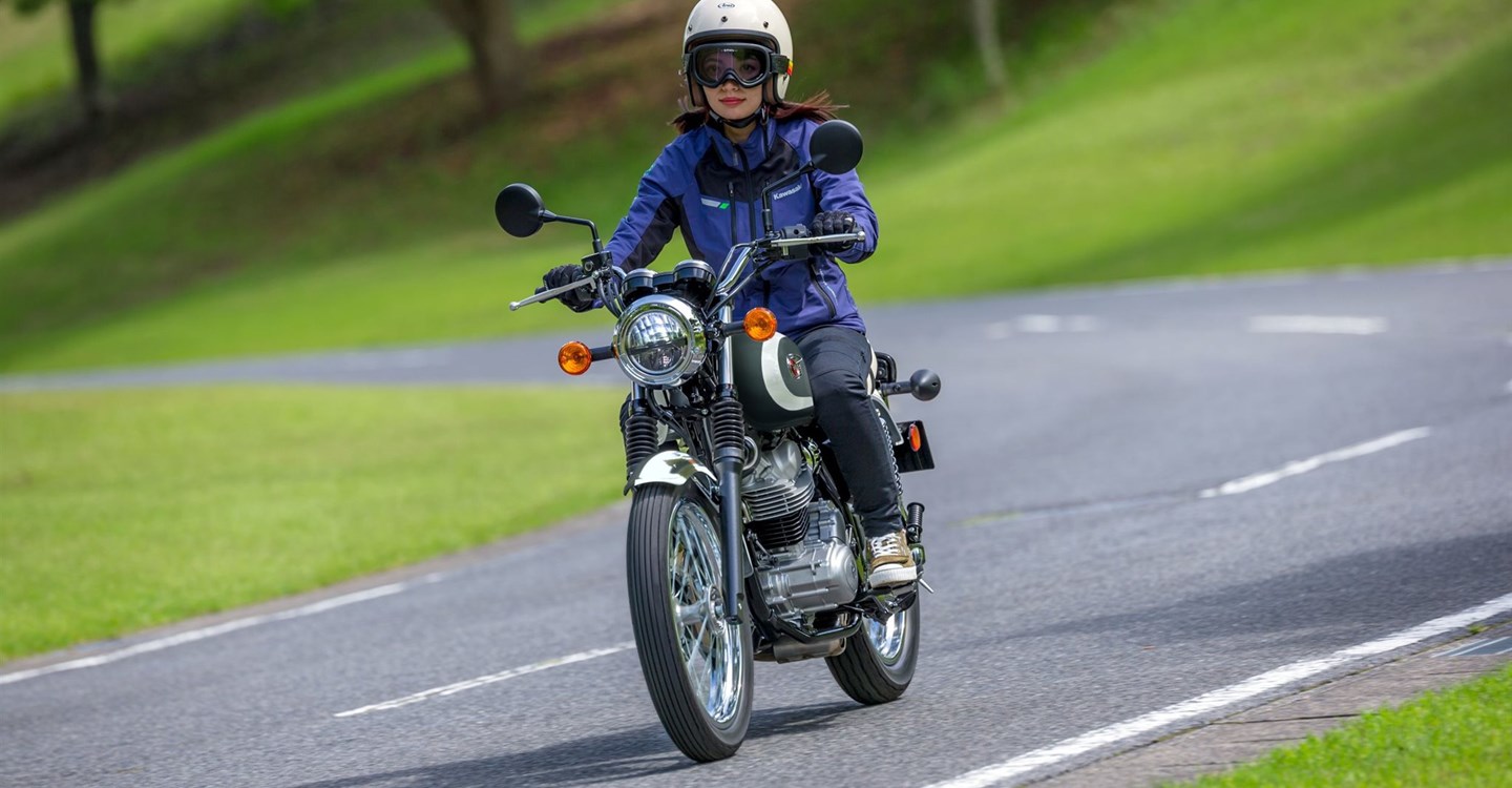 Kawasaki W230