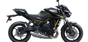 Kawasaki Z650 S 2026 vs Suzuki GSX-8S 2025 Kawasaki Z650 S 2026 vs Suzuki GSX-8S 2025