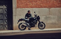 Kawasaki Z900 RS Black Ball Edition 2026 - Bild 8