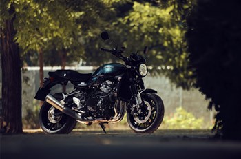 Kawasaki Z900 RS Black Ball Edition 2026 - Bild 9