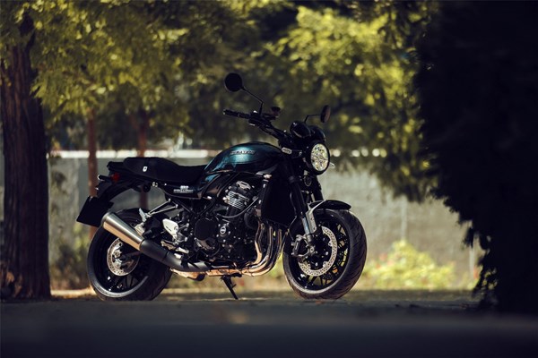 Kawasaki Z900 RS Black Ball Edition () - Bild 8