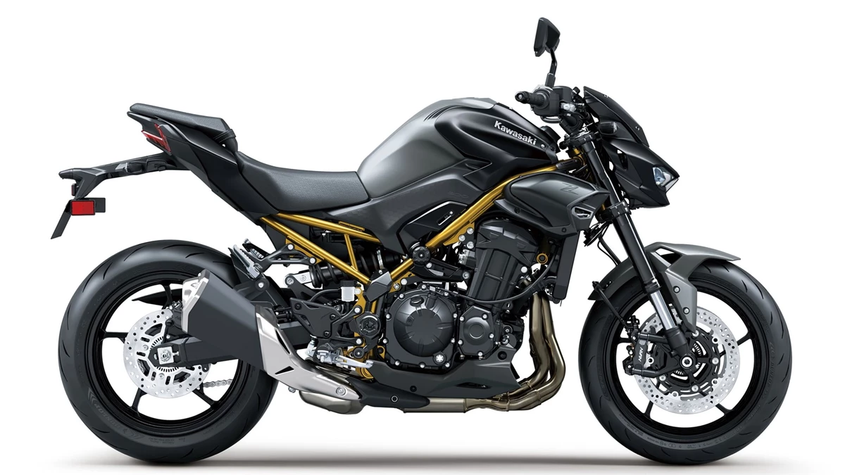 Kawasaki Z900 Bild 3: Kawasaki Z900