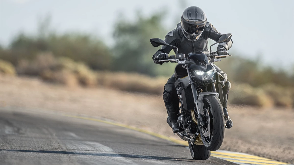 Kawasaki Z900 Bild 12: Kawasaki Z900