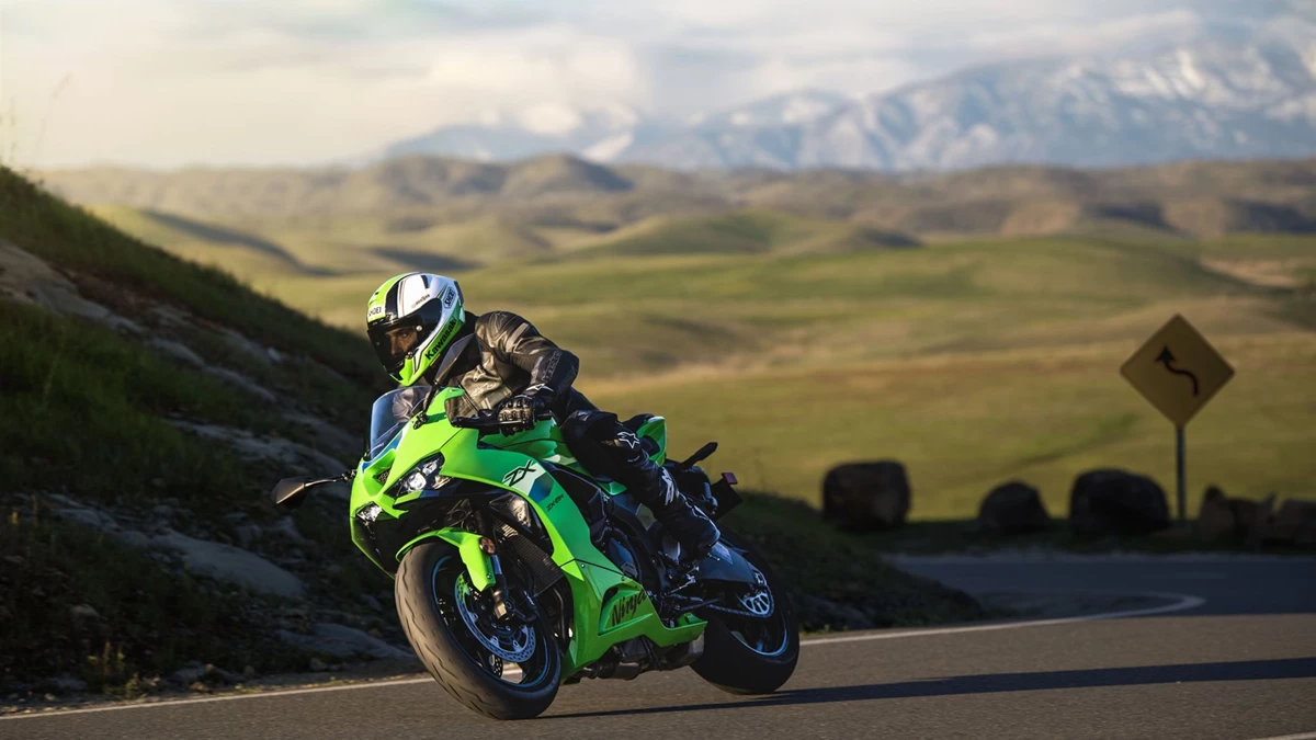 Kawasaki Ninja ZX-6R Bild 7: Kawasaki Ninja ZX-6R