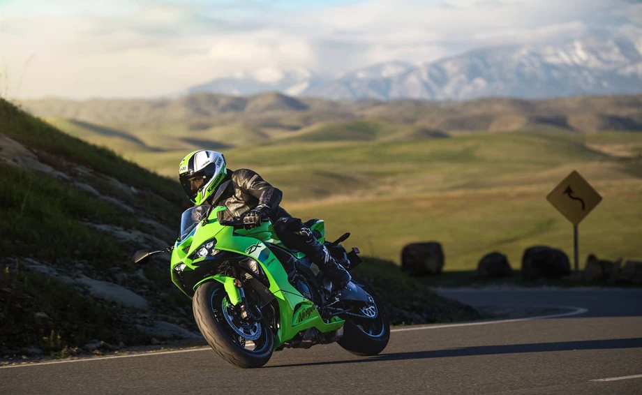 Kawasaki Ninja ZX-6R Bild 7: Kawasaki Ninja ZX-6R