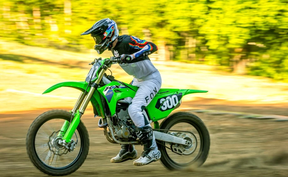 Kawasaki KX 250 Bild 3: Kawasaki KX 250