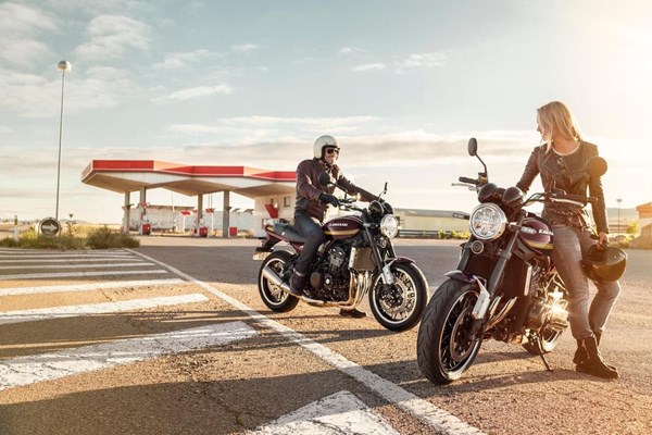 Kawasaki Z900 RS () - Bild 3