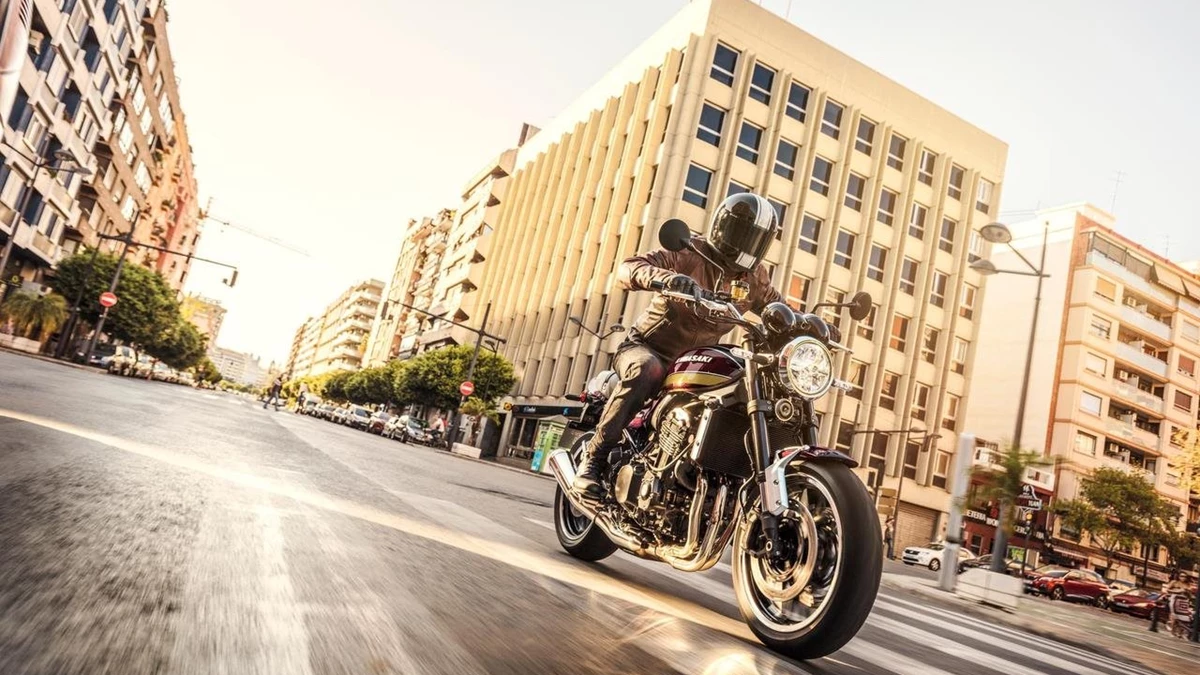 Kawasaki Z900 RS Bild 13: Kawasaki Z900 RS