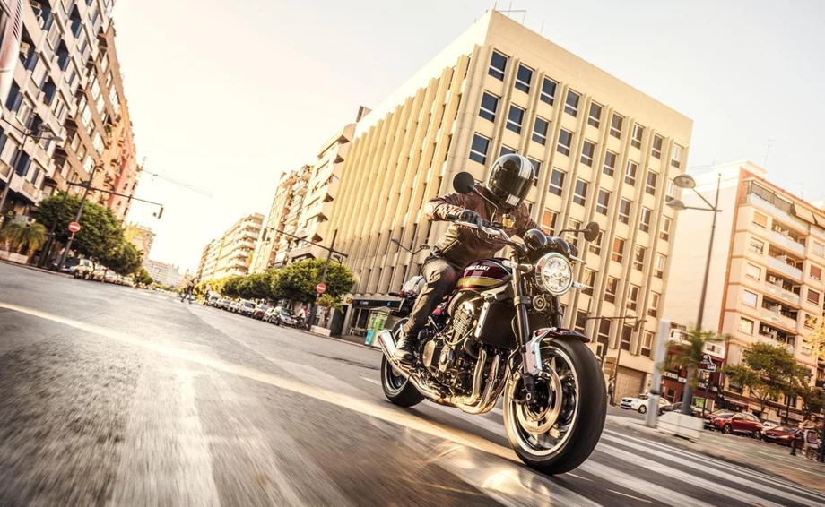 Kawasaki Z900 RS Bild 13: Kawasaki Z900 RS