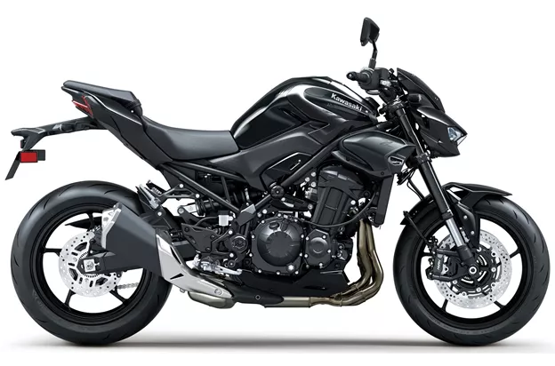 KTM 790 Duke 2026 vs Kawasaki Z900 70kW 2026
