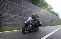 Kawasaki Ninja H2 SX SE 2026 - Bild 4 Kawasaki Ninja H2 SX SE 2026 - Bild 4