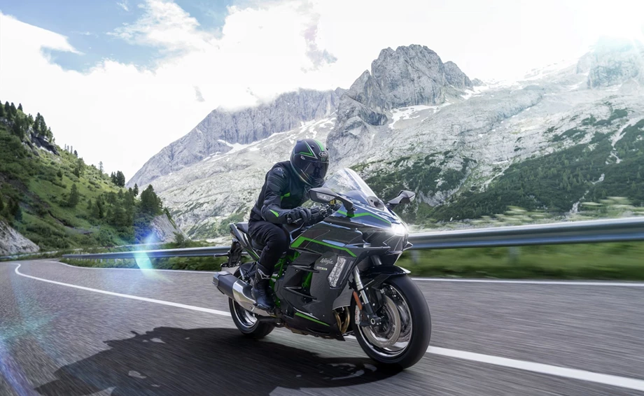 Kawasaki Ninja H2 SX SE Bild 11: Kawasaki Ninja H2 SX SE