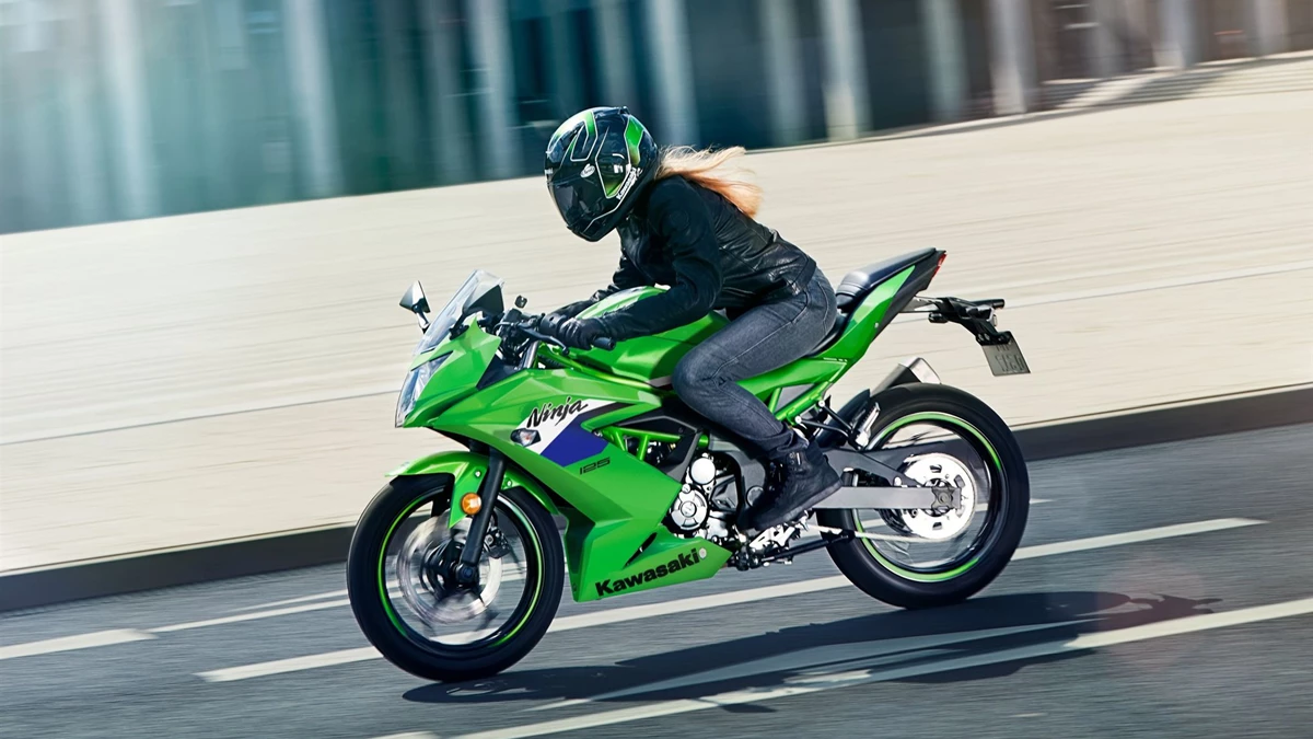 Kawasaki Ninja 125 Bild 6: Kawasaki Ninja 125