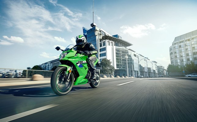Kawasaki Ninja 125 () - Bild 5