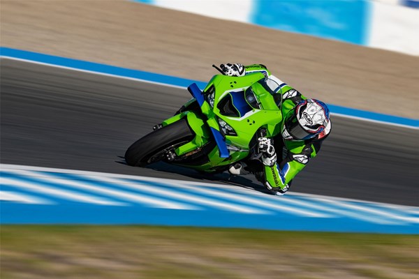 Kawasaki Ninja ZX-10R () - Bild 2