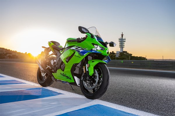Kawasaki Ninja ZX-10R () - Bild 10