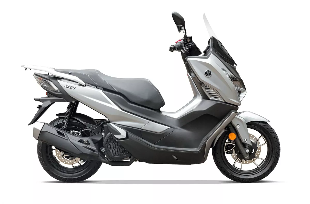Voge SR1 125 ABS TCS Voge SR1 125 ABS TCS