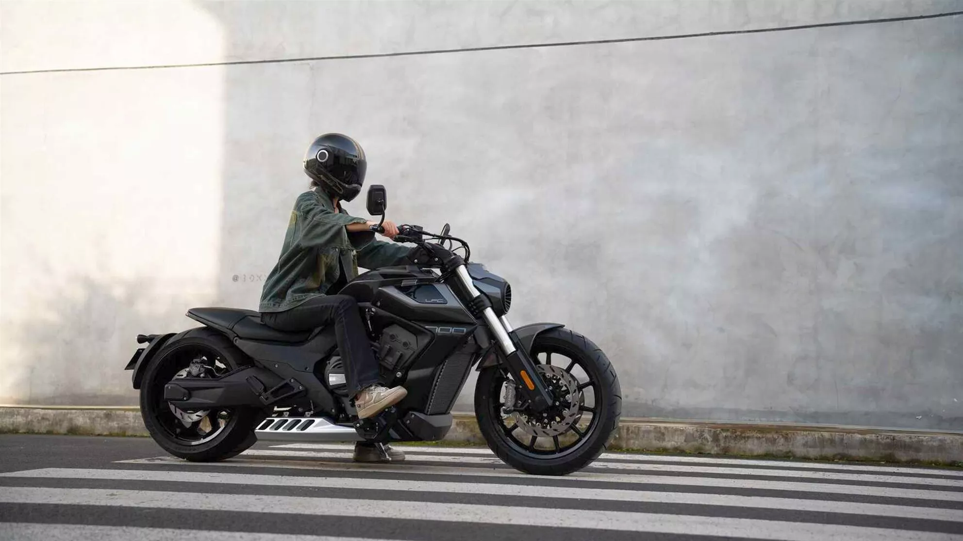 Benda LFC 700 PRO - Image 5 Benda LFC 700 PRO - Image 5