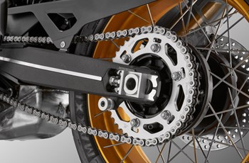 QJ Motor SRT 900 SX 2026 - Immagine 3