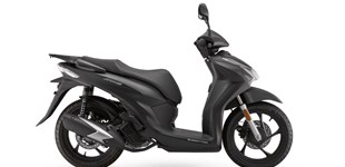 QJ Motor SQ 16 2026 vs Piaggio Medley 125 S 2025