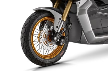 QJ Motor ATR 125 X 2026 - Immagine 8