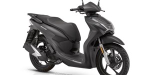 Honda SH350i 2025 vs QJ Motor SQ 16 350 2026