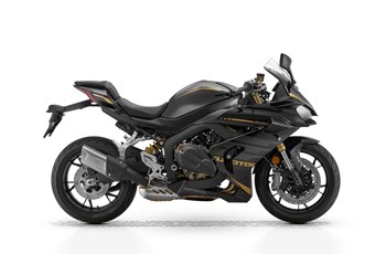 QJ Motor SRK 800 RR 2026 - Immagine 6