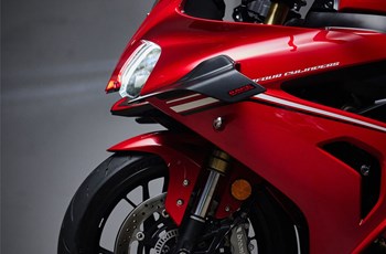 QJ Motor SRK 800 RR 2026 - Immagine 9