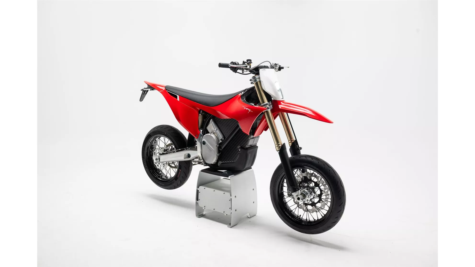 Stark Future Varg SM - Kép 1 Stark Future Varg SM - Kép 1