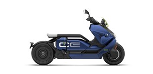 BMW CE 04 2026 vs BMW F 900 GS Adventure 2024