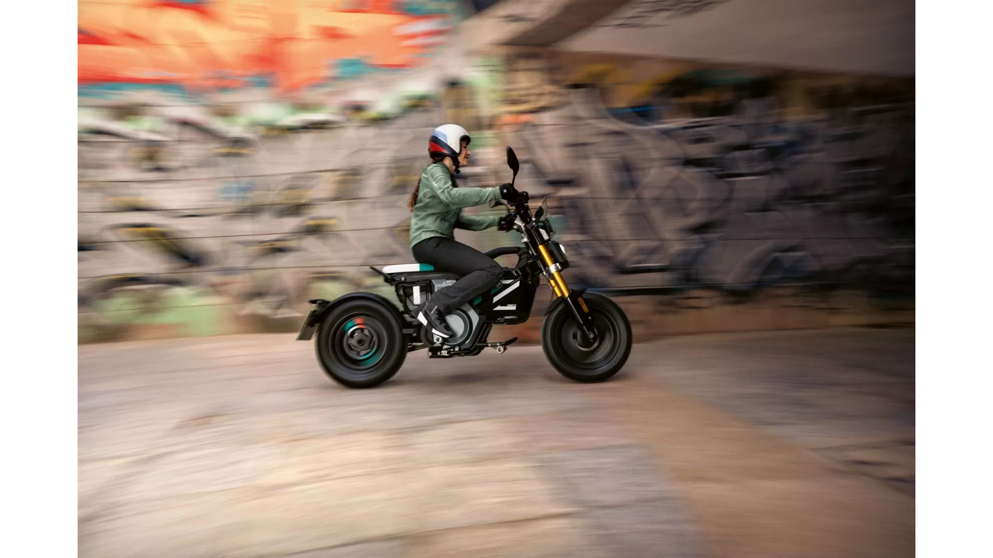 BMW CE 02 4kW - Image 1 BMW CE 02 4kW - Image 1