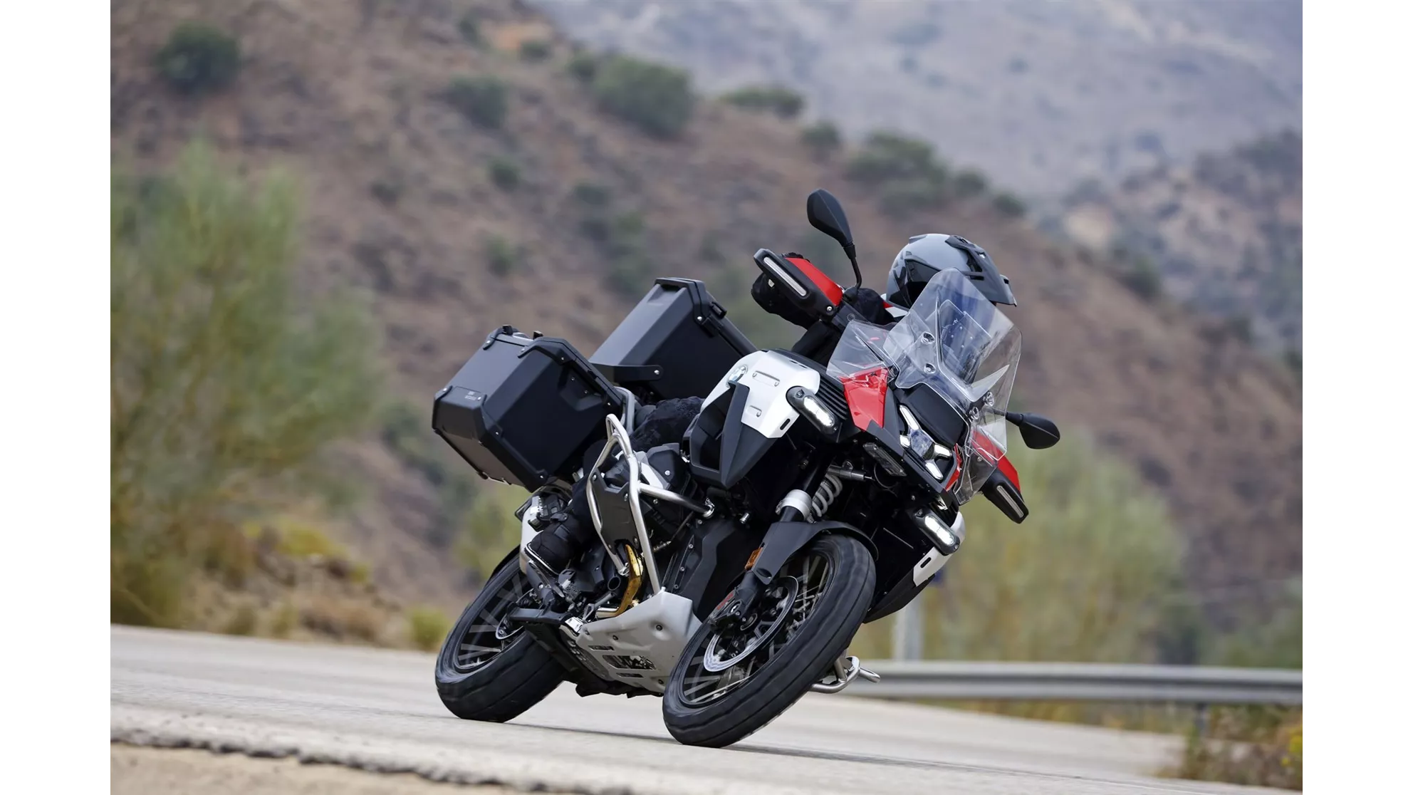 BMW R 1300 GS Adventure - Immagine 1 BMW R 1300 GS Adventure - Immagine 1