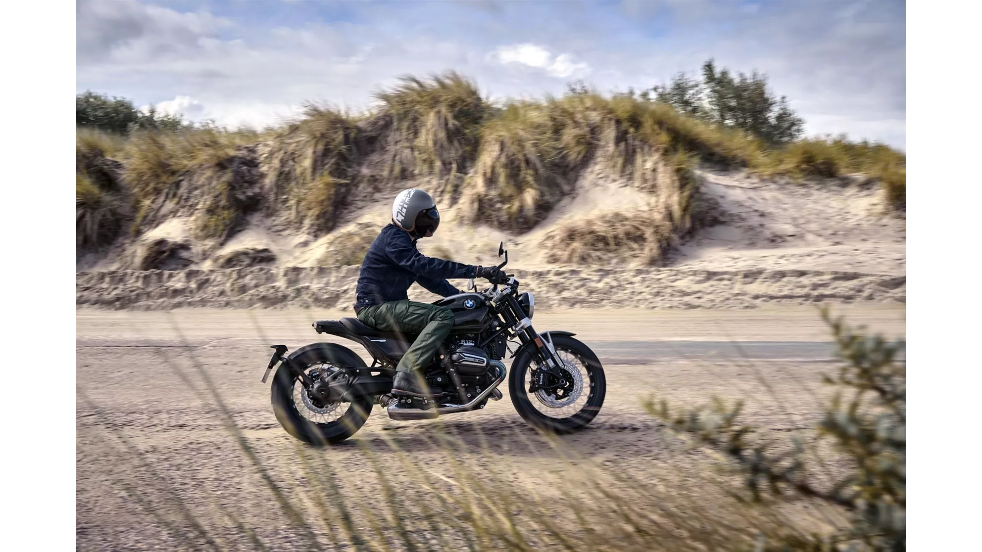 BMW R 12 - Obrázok 1 BMW R 12 - Obrázok 1