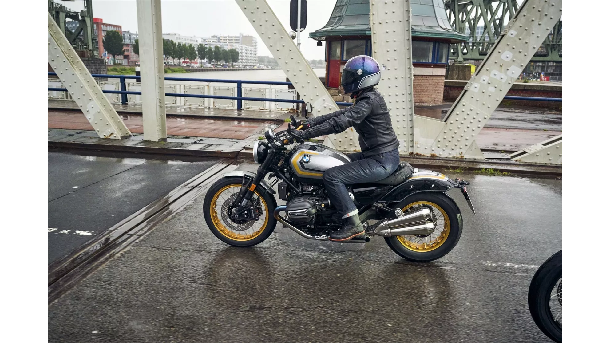 BMW R 12 - Obraz 17 BMW R 12 - Obraz 17