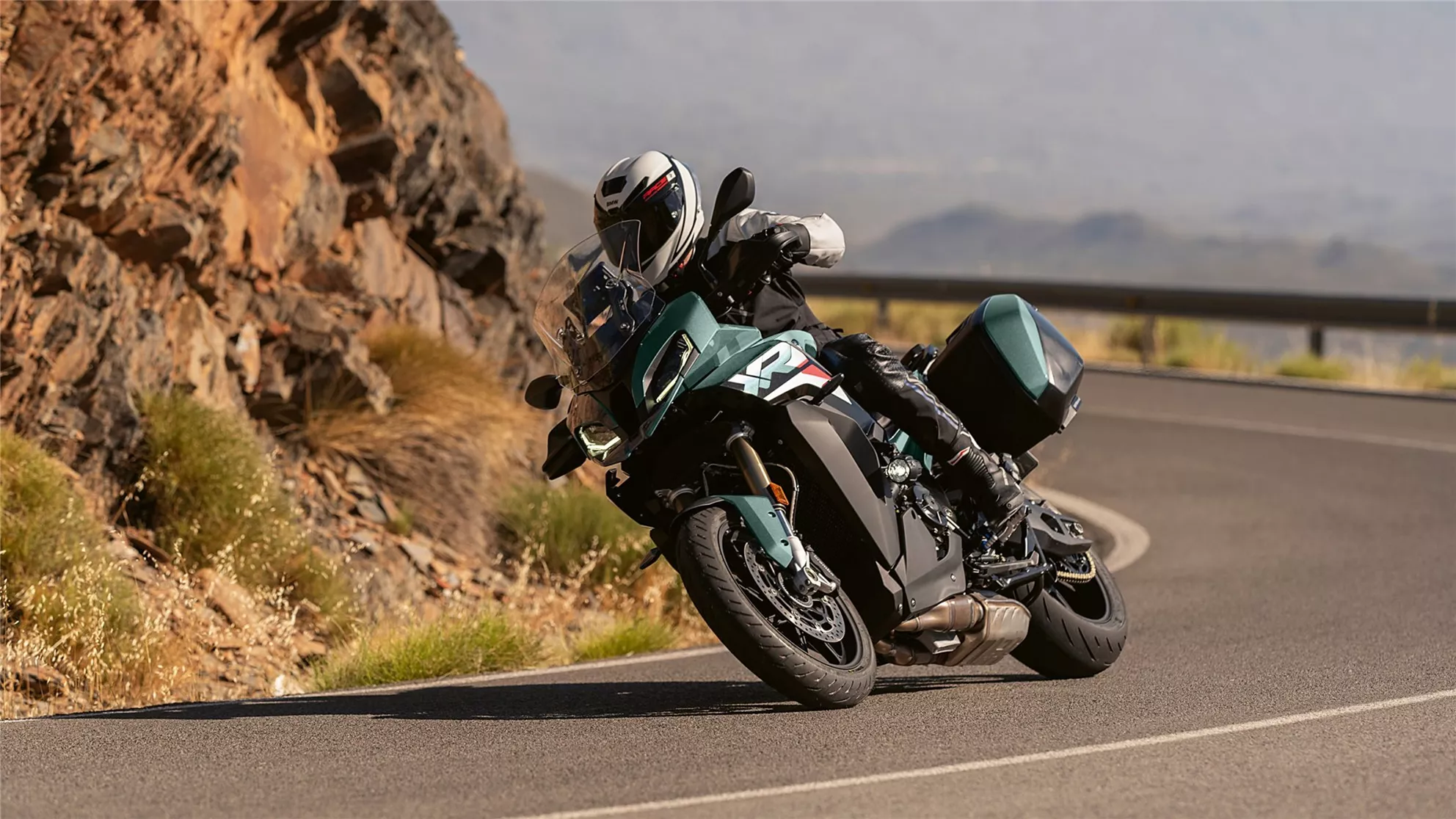 BMW S 1000 XR - Resim 6 BMW S 1000 XR - Resim 6