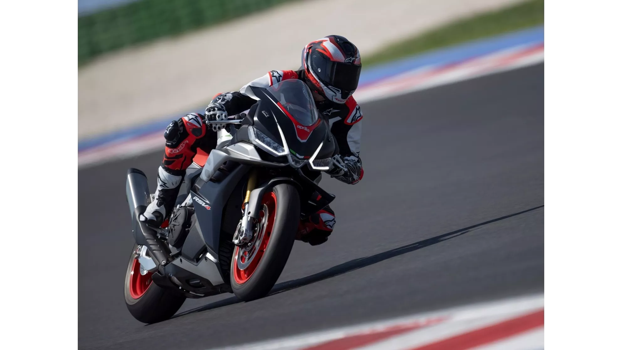 Aprilia RSV4 1100 - Immagine 9 Aprilia RSV4 1100 - Immagine 9