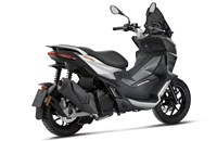 Aprilia SR GT 125 2026 - Bild 23