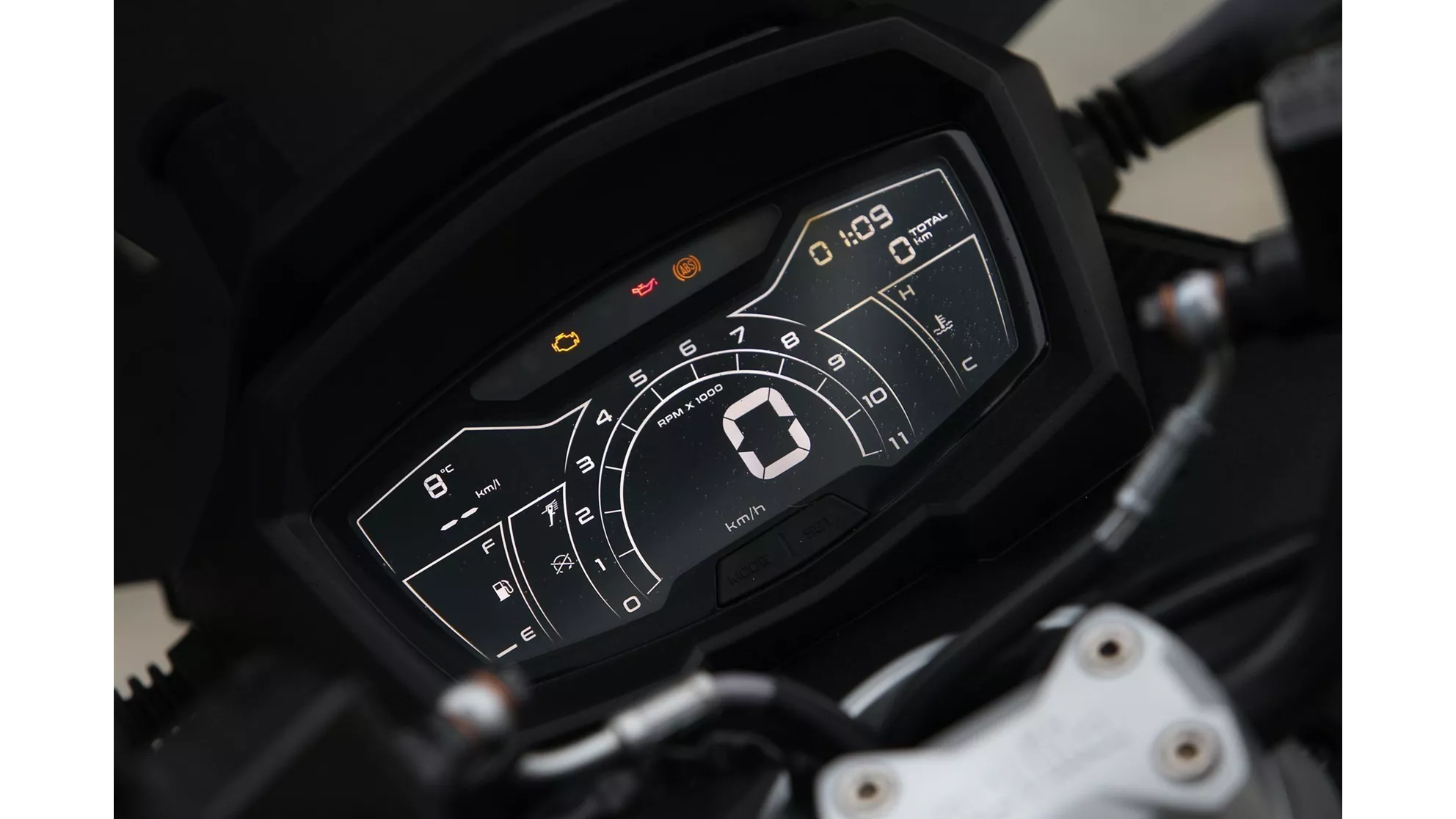 Aprilia SR GT Sport 125 - Immagine 10 Aprilia SR GT Sport 125 - Immagine 10