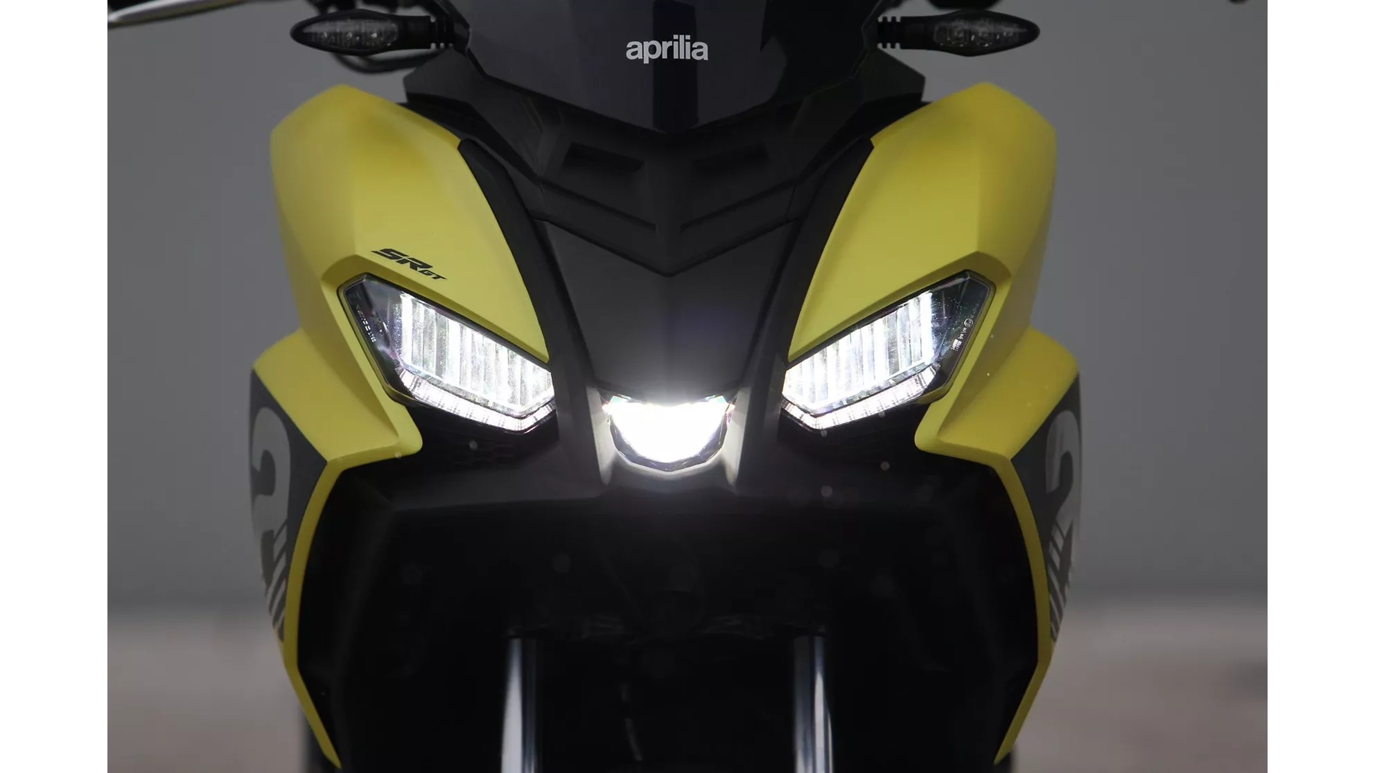 Aprilia SR GT Sport 200 - Resim 15 Aprilia SR GT Sport 200 - Resim 15