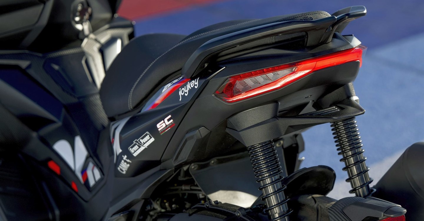 Aprilia SR GT Replica 125