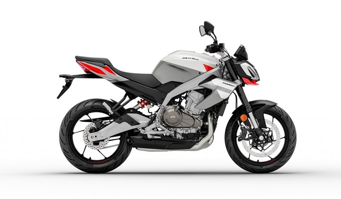 Aprilia Tuono 457 