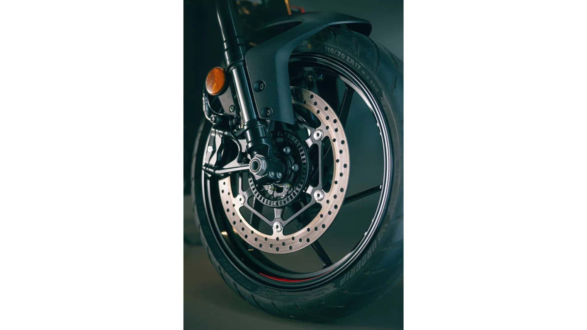 Aprilia Tuono 457 - Bild 7 Aprilia Tuono 457 - Bild 7