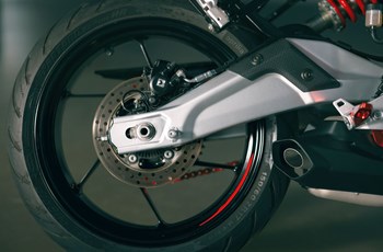 Aprilia Tuono 457 2026 - Bild 15