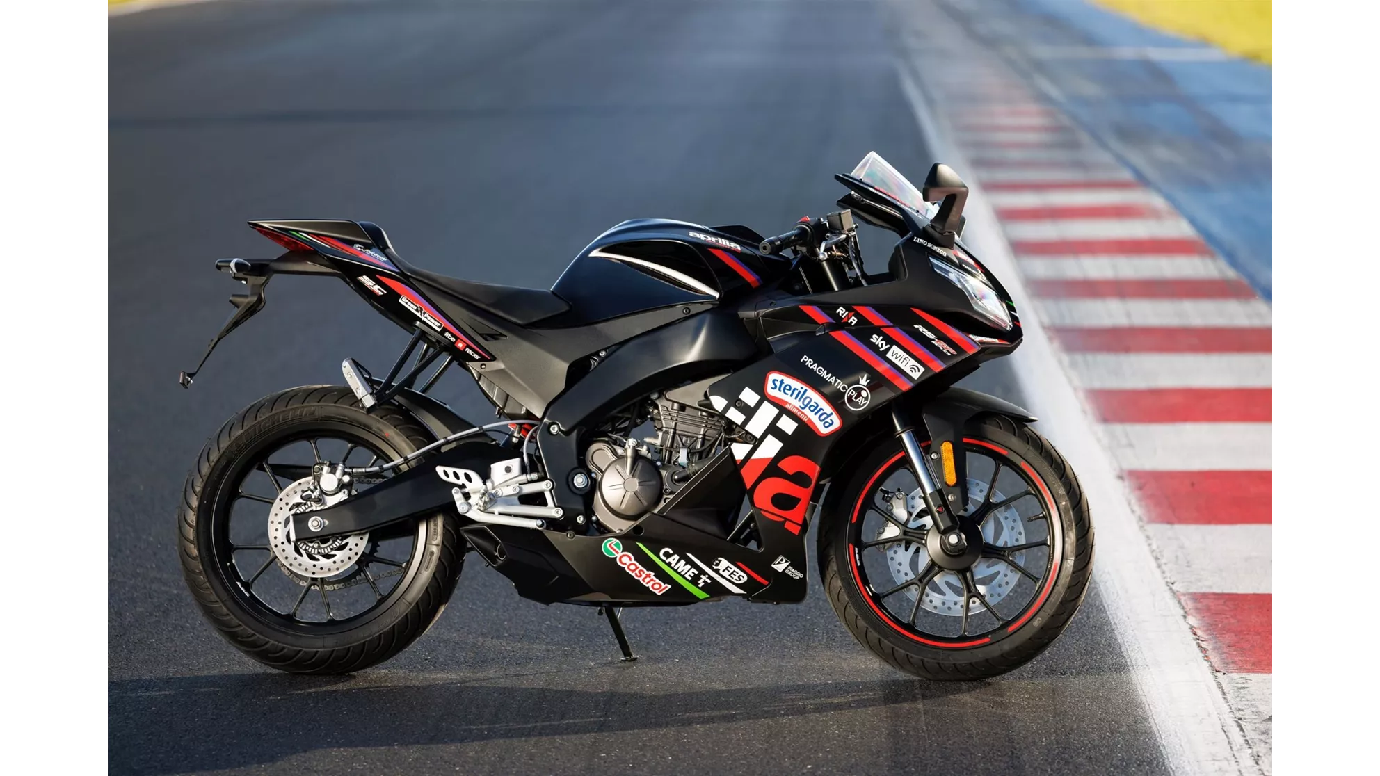 Aprilia RS 125 GP Replica - Image 4 Aprilia RS 125 GP Replica - Image 4