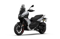 Aprilia SR GT 400 2026 - Bild 19