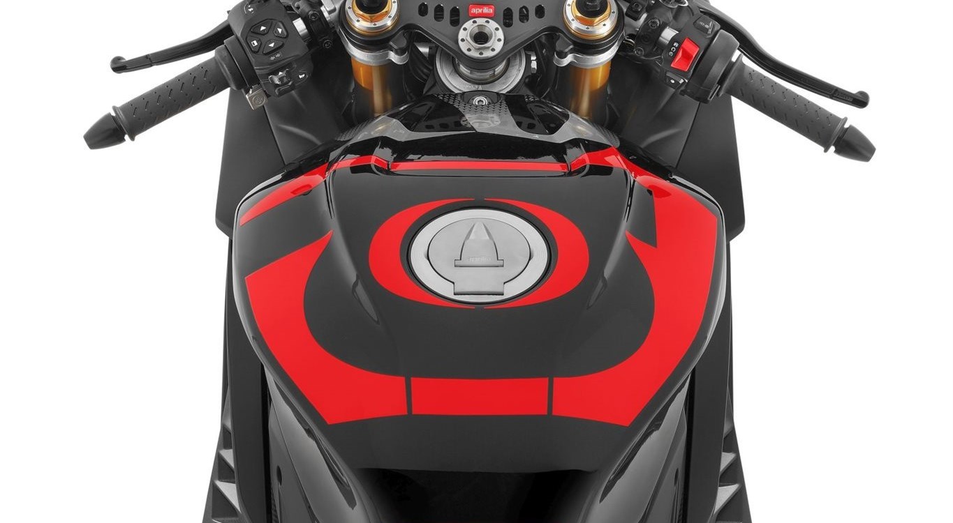 Aprilia RSV4 1100 Factory